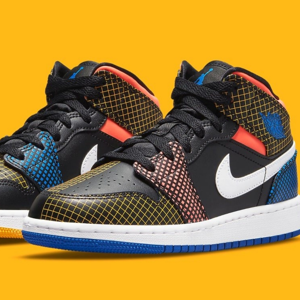 🚫SOLD🚫 Air Jordan 1 Mid MMD Multi Color Grid